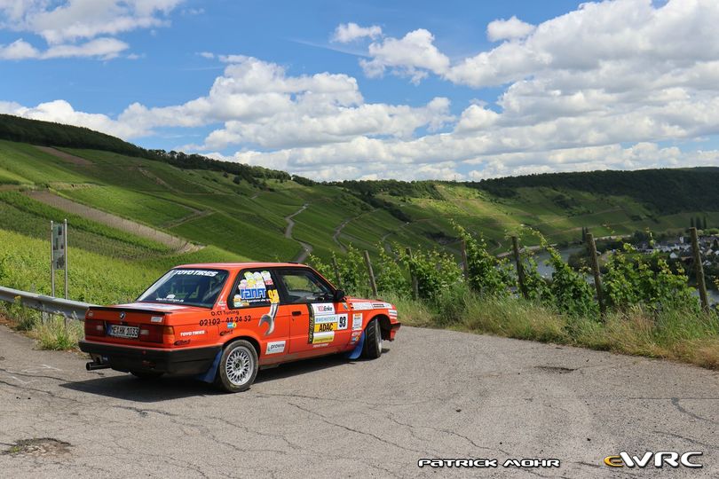 Mit 85 Lenzen über die Pisten der ehemaligen WRC ADAC Deutschlandrallye, Heinz Kottmann in seinem BMW 318 iS E30 Foto: Patrick Mohr